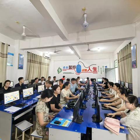 东方市东河中学国家中小学智慧教育平台应用技能培训活动