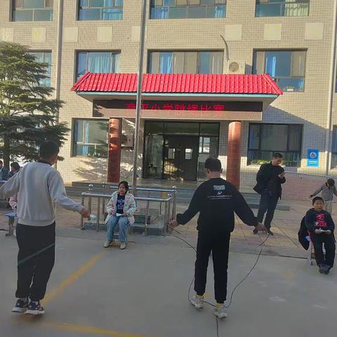 跳动的旋律，自强的少年。