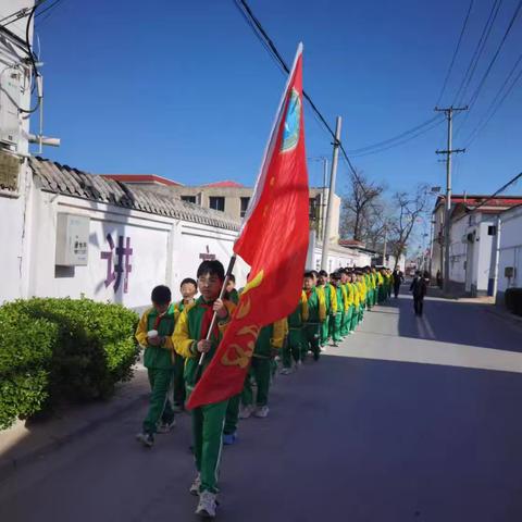 清明节祭扫烈士墓
