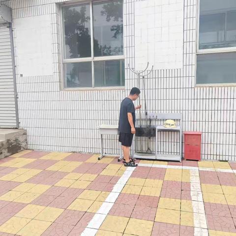 高平小学开学前安全检查：守护师生安全防线
