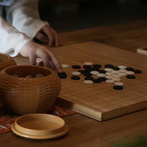 《乐在棋中，棋乐无穷》--黑龙坝镇中心校五子棋课后服务