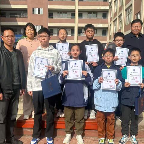 青春激情碰撞  点燃文学之花