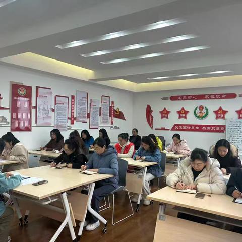东街街道长兴社区2025年10月31日工作日志