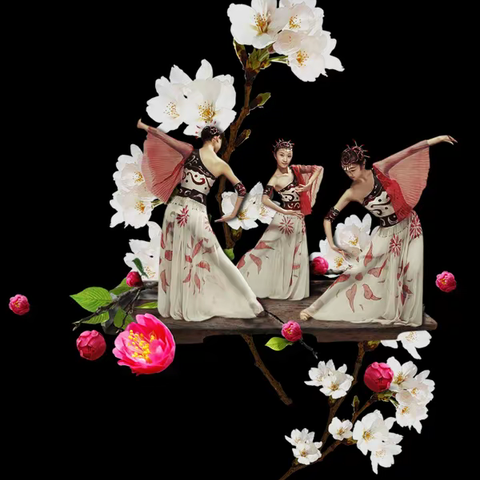 美人踏春图	 	[九张机]