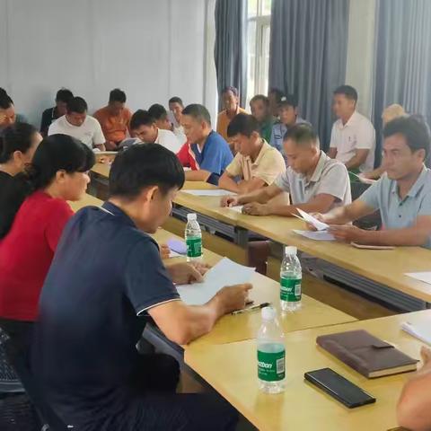 三更村开展团支部学习二十届四中全会精神主题团课