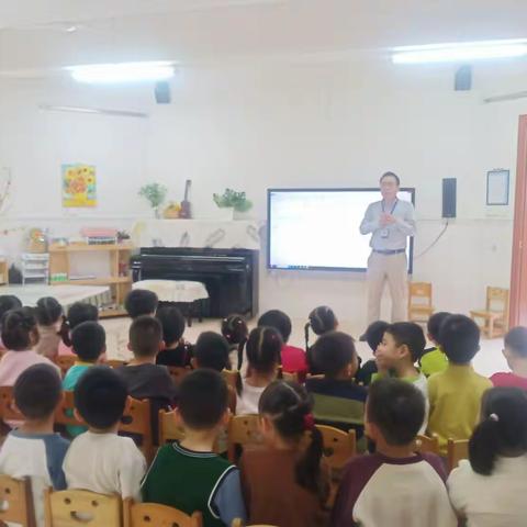 为爱出发·拥抱健康！秀英区妇幼保健站开展“儿童健康开学第一课”知识讲座