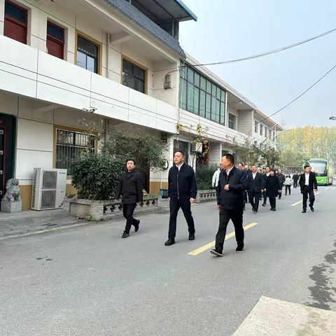 实地观摩找差距，互评互比促提升 高新区东大街道开展农村环境卫生互评考核活动