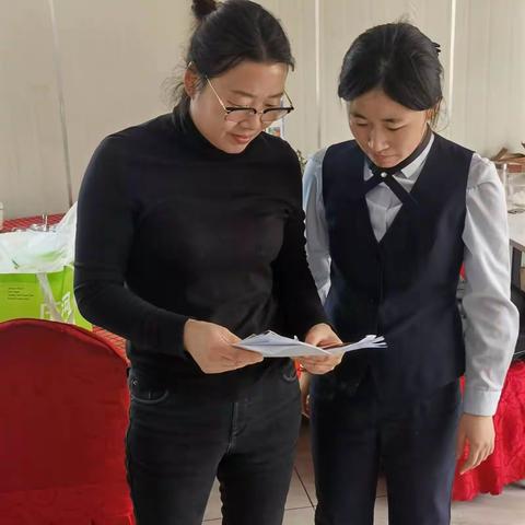 大连农商银行庄河石城支行开展“整治拒收人民币现金”宣传活动