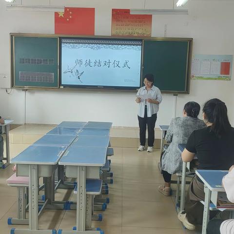 全环境立德树人‖青蓝相继 薪火相传——寿光市建桥学校学院路校区开展“青蓝工程”师徒结对仪式