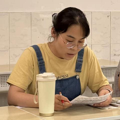 精准分析谋良策，凝心聚力续华章——西安市第八十三中学2024—2025学年度第二学期初二年级期末考试分析会