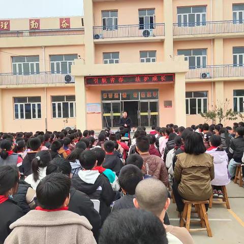 “引航青春，法护成长”沙流河镇靳家屯小学普法宣讲活动