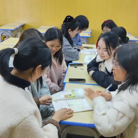 实验小学英语组：聚力共研，赋能教学新成长