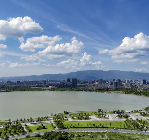 冬游湖海塘 幸福一家人