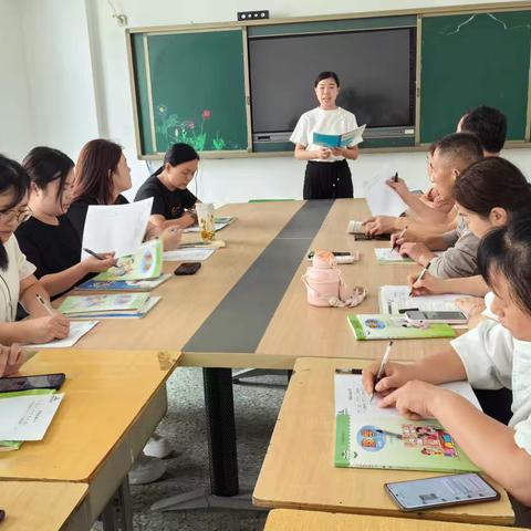 齐心协力备新课，末雨绸缪抓教学——记聊城高新区实验小学数学组常规教研活动