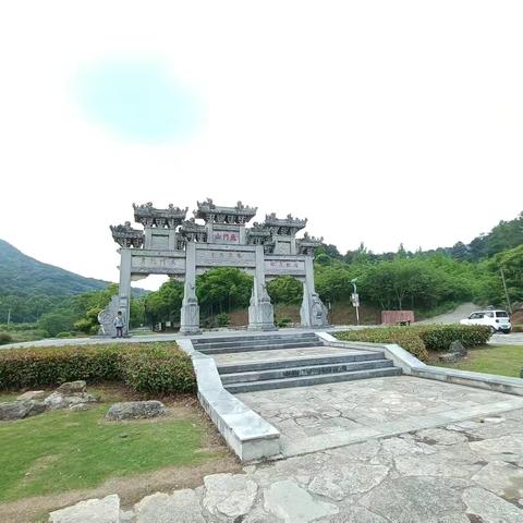 游览鹿门山