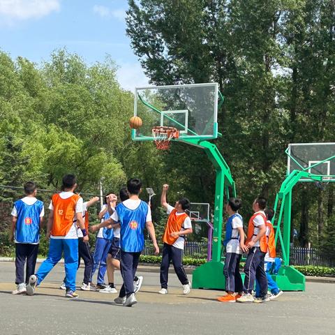 青春赛场，激情飞扬——长春市第一五五中学篮球排球赛