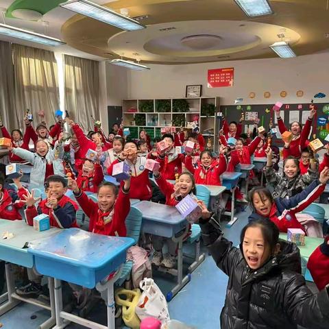 马到成功贺元旦 小小少年展才华