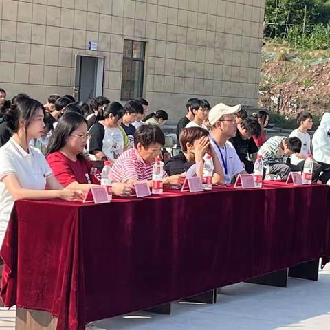 以少年之我、筑青春中国——泸州市交通技工学校2024年春期入团仪式