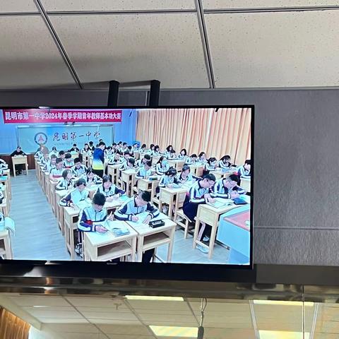 向内走，向外学，有行动，有思考