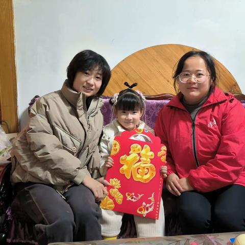 🌈情系幼儿，爱在家访🌻                                            ——  宝乐幼儿园大班家访活动