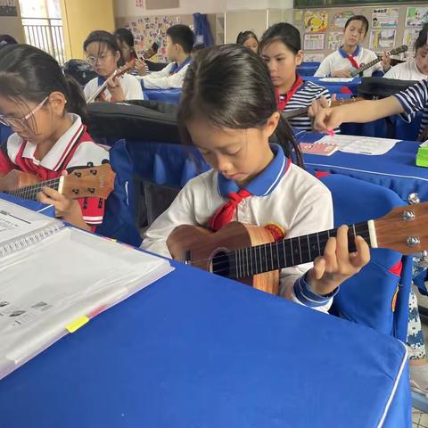 “琴弦跃动，乐享童心” 尤克里里社团 2024-2025学年第二学期期末总结