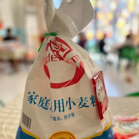 小金豆幼儿园小一班周末大放送—炸鸡蛋酥