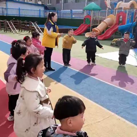 小一班幼儿园快乐时光分享