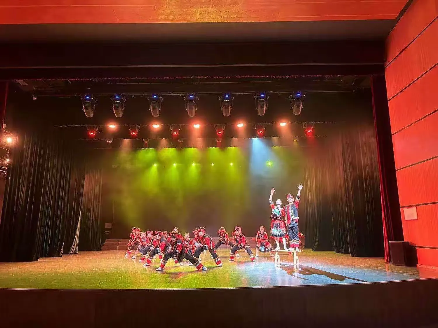 简篇-“杜鹃花开·美耀湘中”小杜鹃舞蹈学校