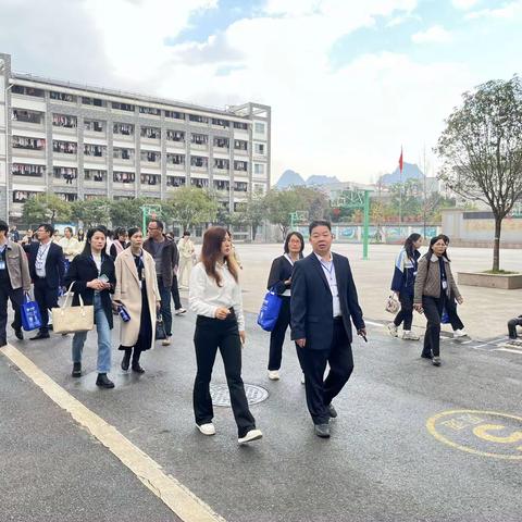 砥砺躬耕，践行致远——记贵港市荷城初级中学、荷城第三初级中学班主任团队培训第三天