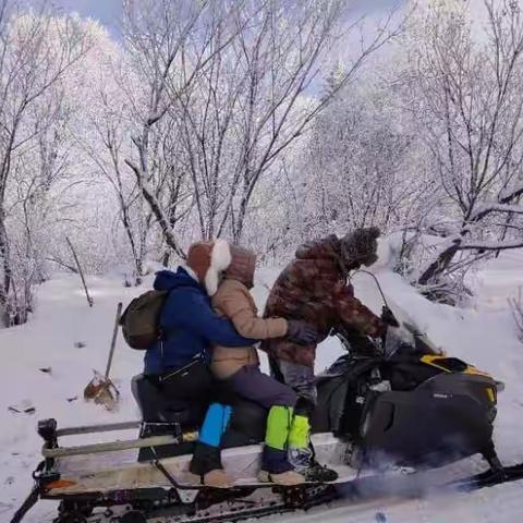 哈尔滨之行第三天       今天从雪谷出发翻山去雪乡