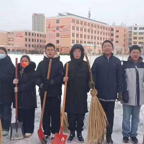 下雪就是命令  扫雪刻不容缓