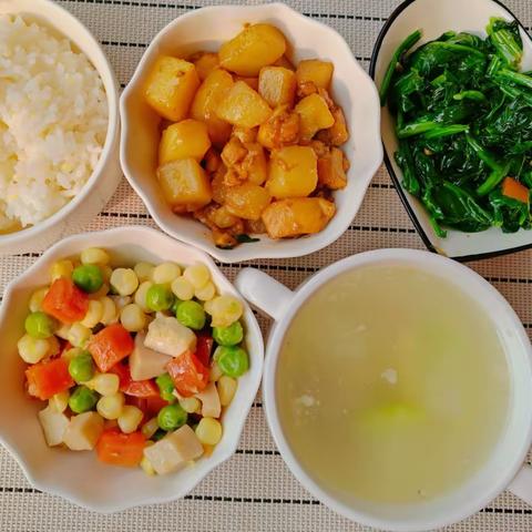 美食每刻 伴我成长—玉峰山小学附属幼儿园第十八周食谱