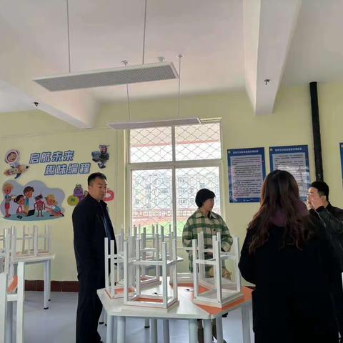 【争做小创客 改变大未来】蒙阴县第一实验小学创客活动室正式投入使用