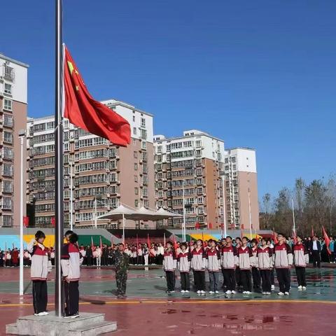 家校携手，共筑未来––成安七中初二年级期中考试家长会