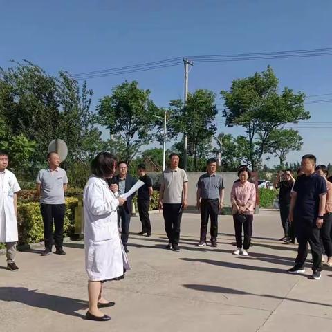 民权县卫生健康委员会副主任钱永亮一行11人到安丰乡卫生院参观学习公共卫生服务管理工作