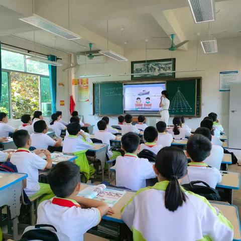 笃思明辨 砥砺前行——记中建学校小学英语教学研讨活动