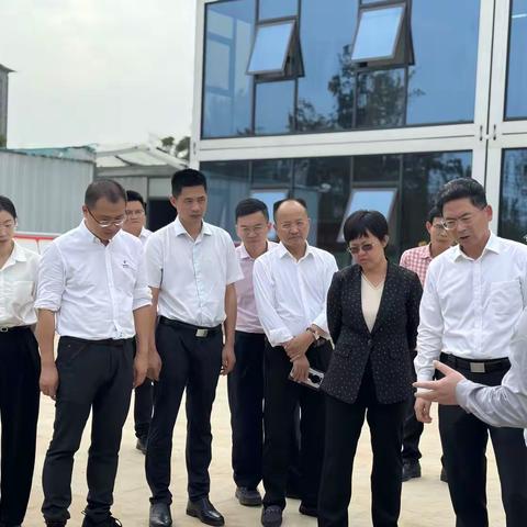 文昌市政府各级领导赴我司海水养殖引水管道项目现场考察并指导工作