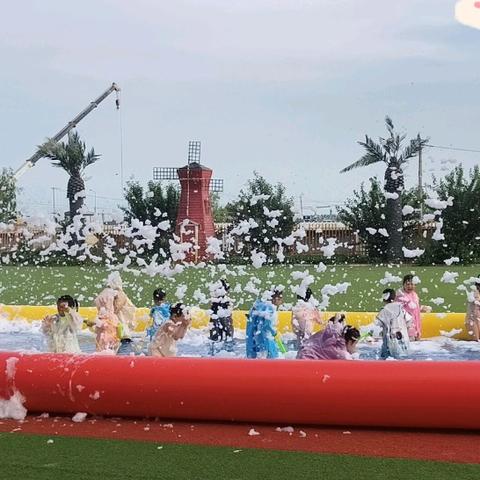 绿泡泡二班 ﻿七月美好时光