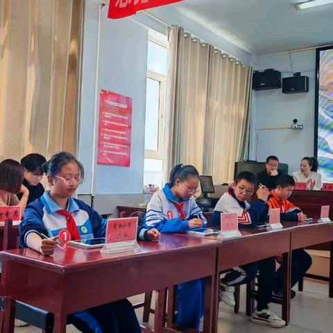 抑扬顿挫听先贤教诲 方正平稳育民族精神