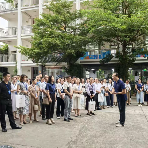 百色市中小学幼儿园教学管理校级领导培训班名校访学活动简报