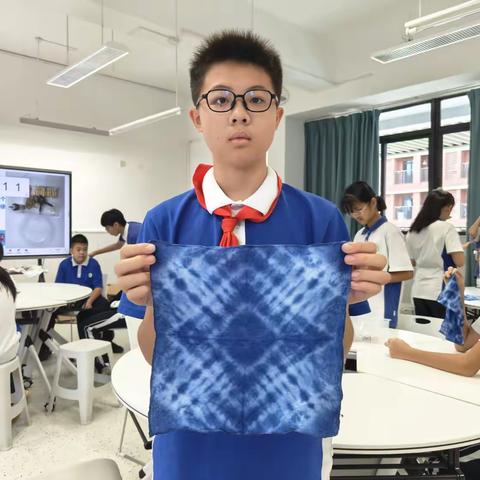 千年绞缬，蓝白新生 ——非遗传承扎染工艺