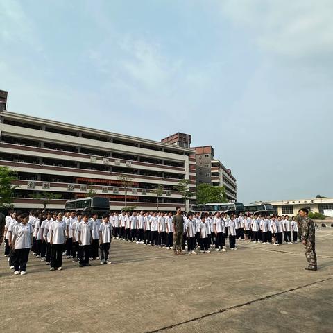 携手实践，砥砺奋进——信宜市池洞中学综合实践活动
