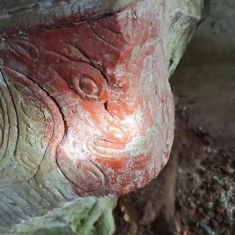 依托牛角沟宋代摩崖石窟，打造汉陶石窟、红军烈士雕像、历代名家石刻新景点