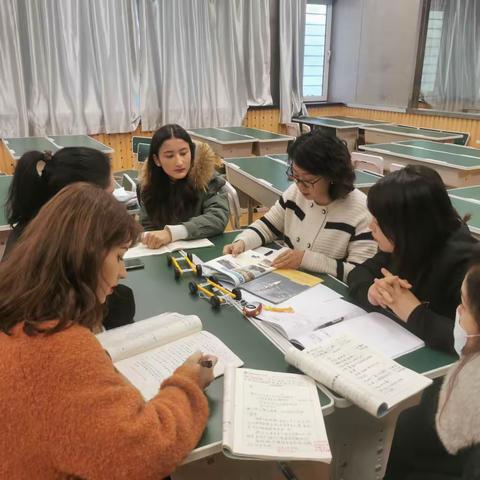 日夜耕耘教学有法  上下求索研无止境——天山区小学科学教研员下校听课指导