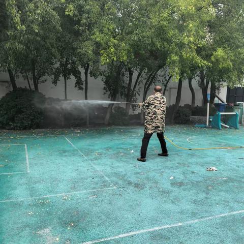 煤气化一幼——“幼”护无“蚊”，安心开学