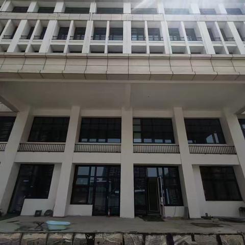 筑牢安全防线,雕琢品质工程——郑州市第六十三中学综合楼建设稳步推进