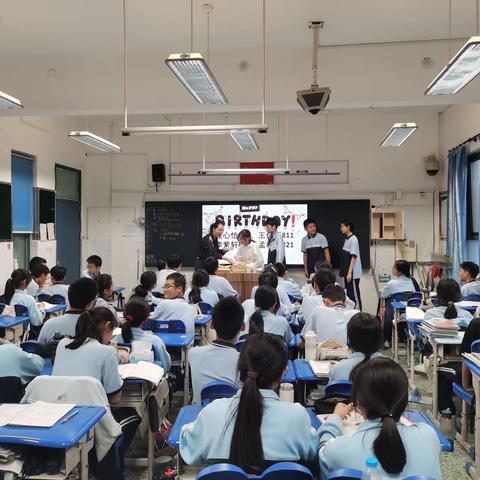 【班级筑梦人】“繁星点点，沐光而行”我与我班的美好时光——王韩洁