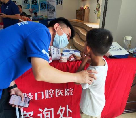 小熊饼干的简篇