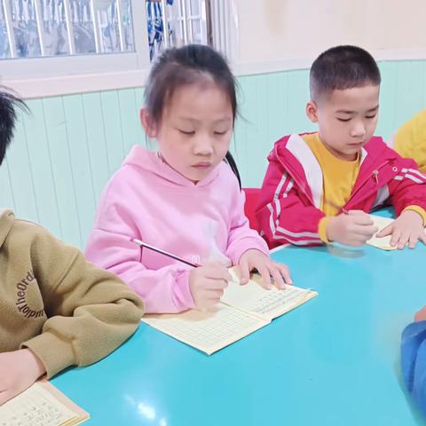 育蕾朵朵幼儿园2024年春季学期大大一班第四周成记录