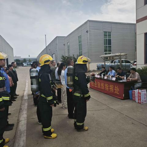 【临沂支队】以练促战砺精兵 筑牢安全防火墙丨沂河新区大队开展实战化消防演练